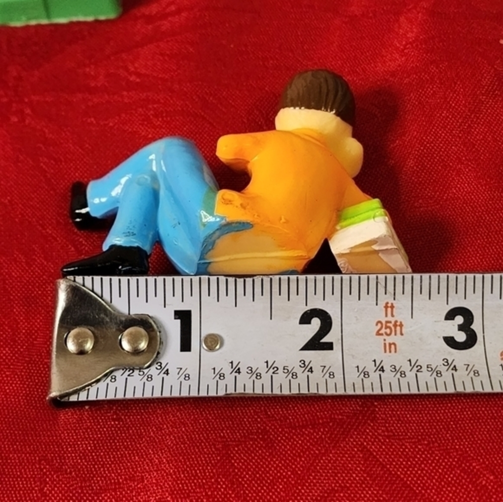 Vintage Wilton Cake Topper Lot Retro Teenager Girl/Boy on phone set‎ of 7 - Picture 11 of 13